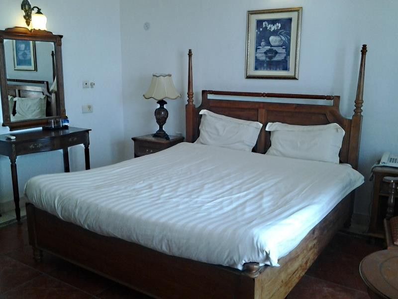 Villa Bayoud Пондичери Екстериор снимка